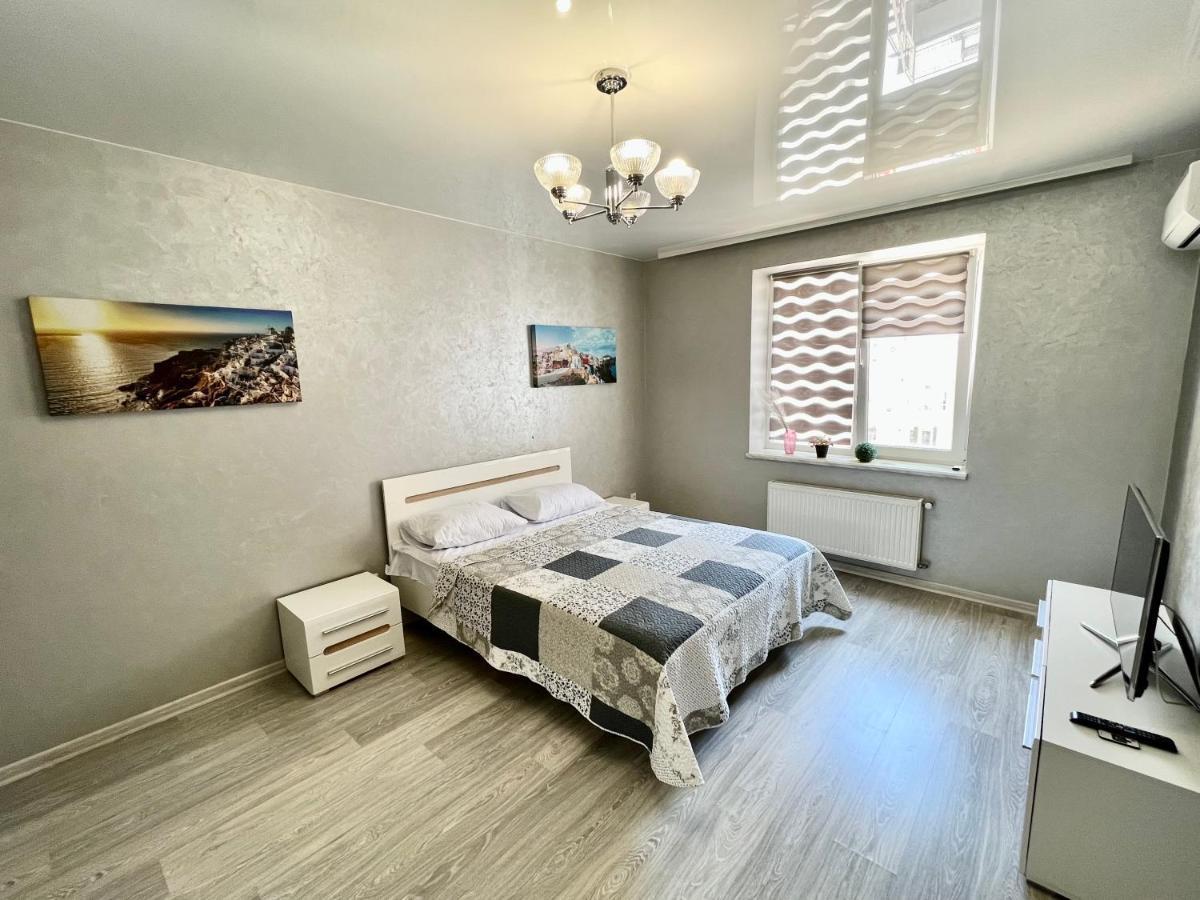 Apartment In Center Premium Ivano-Frankivsk Exterior photo