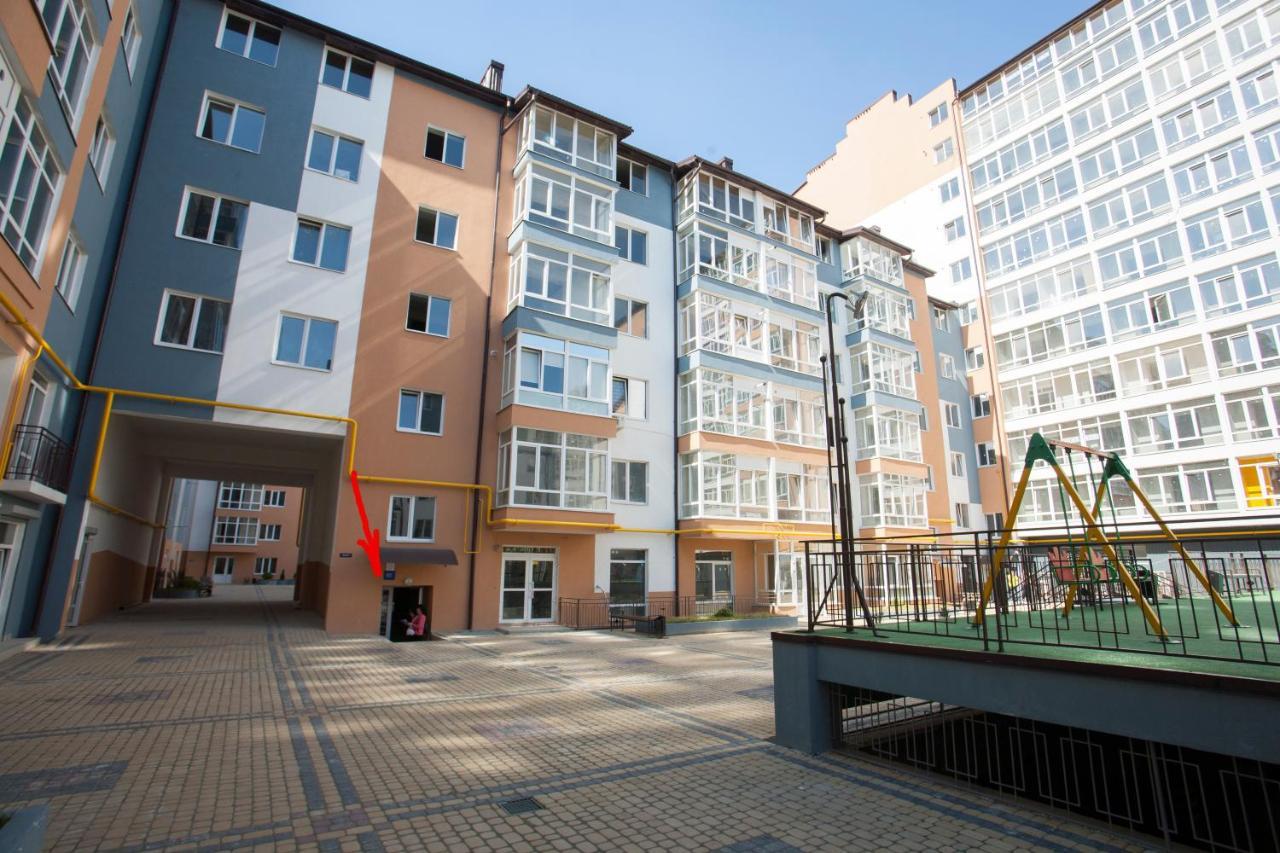 Apartment In Center Premium Ivano-Frankivsk Exterior photo